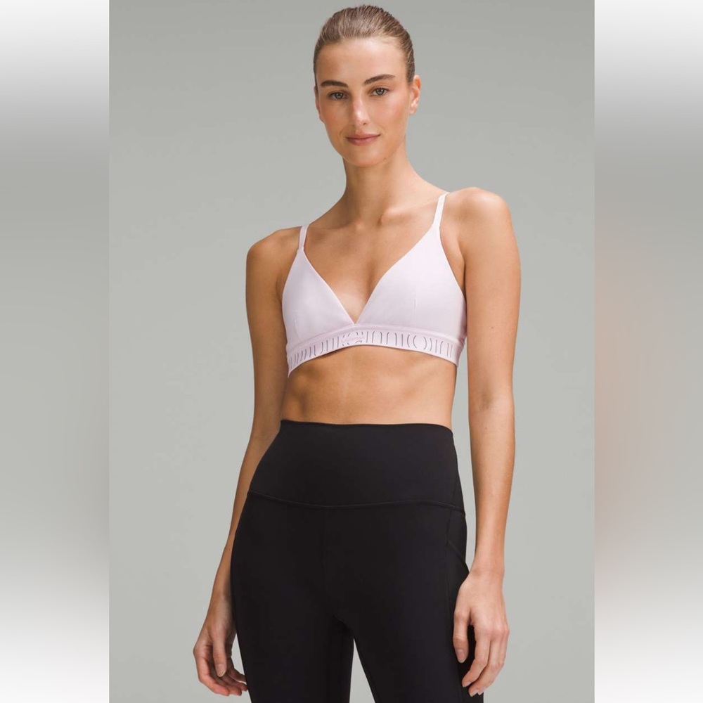 Lululemon License to Train Triangle Bra A/B *Logo - Picture 3 of 7